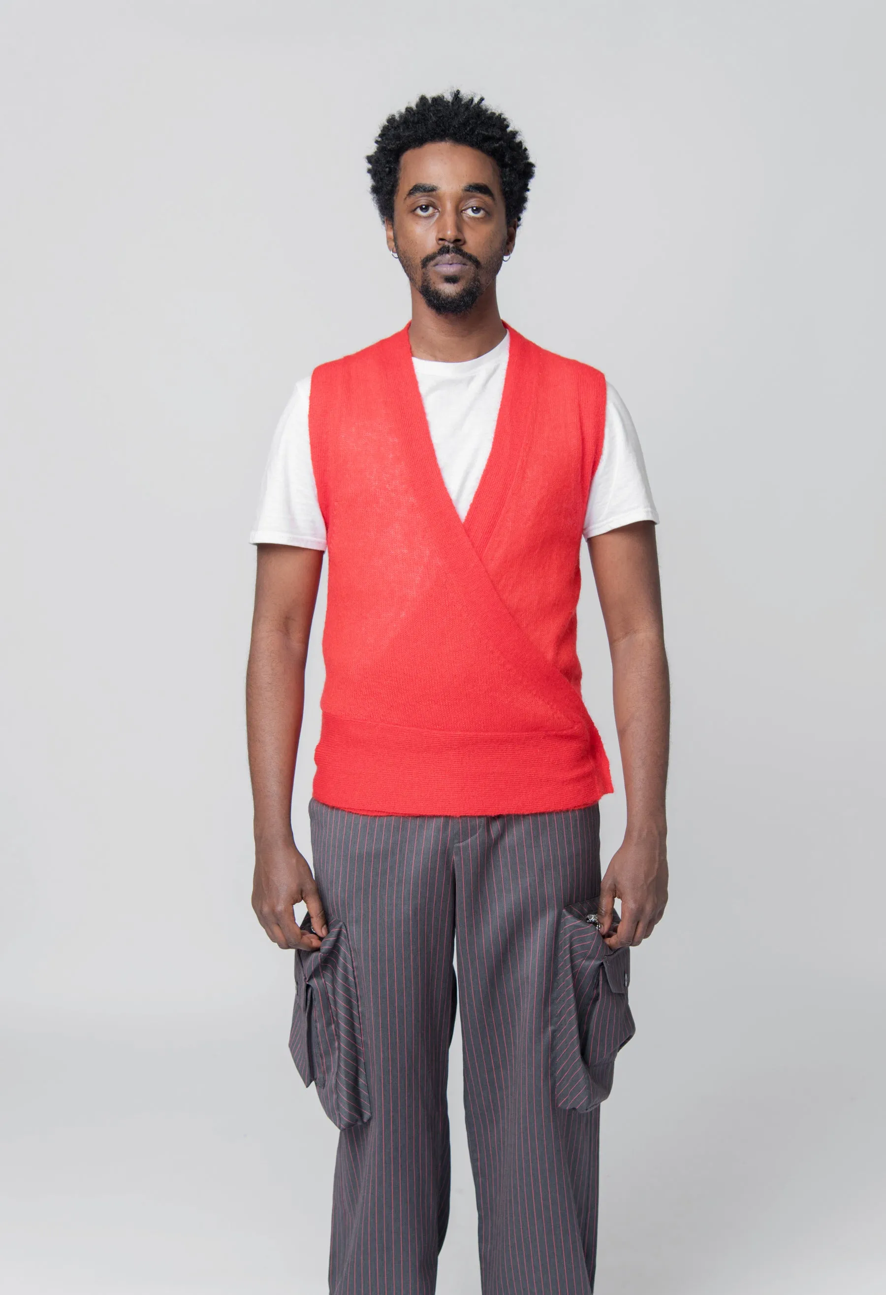 Ade Vest Red