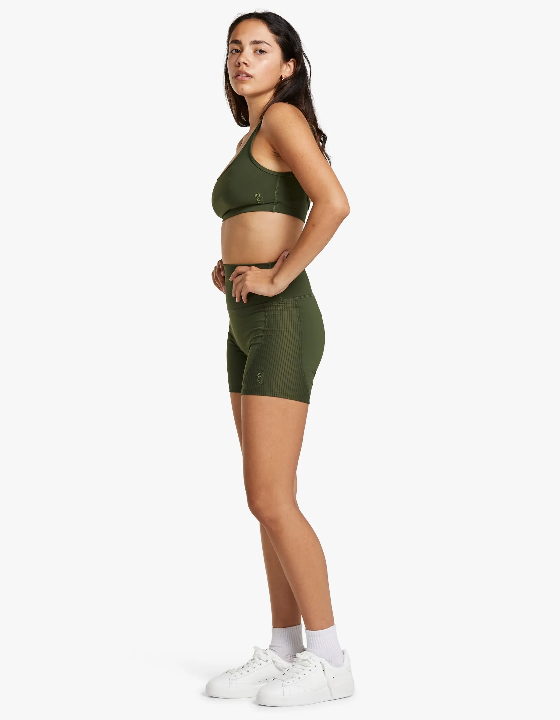 Amplify Sports Bra - Rifle Green