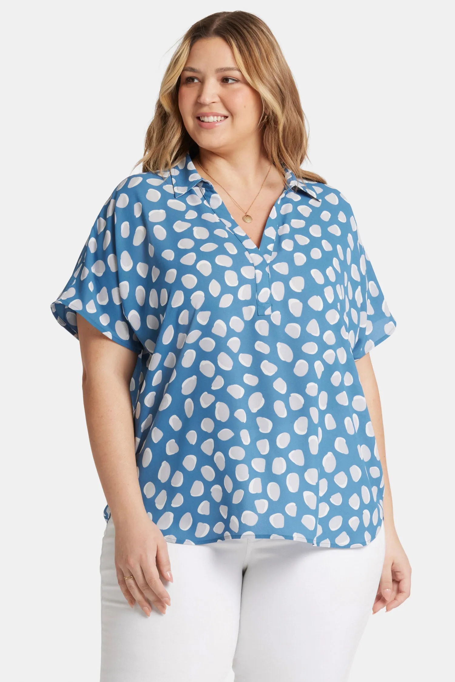 Becky Short Sleeved Blouse In Plus Size - Delilah Dots