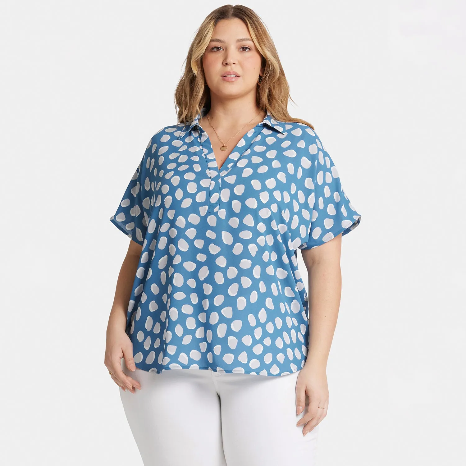 Becky Short Sleeved Blouse In Plus Size - Delilah Dots