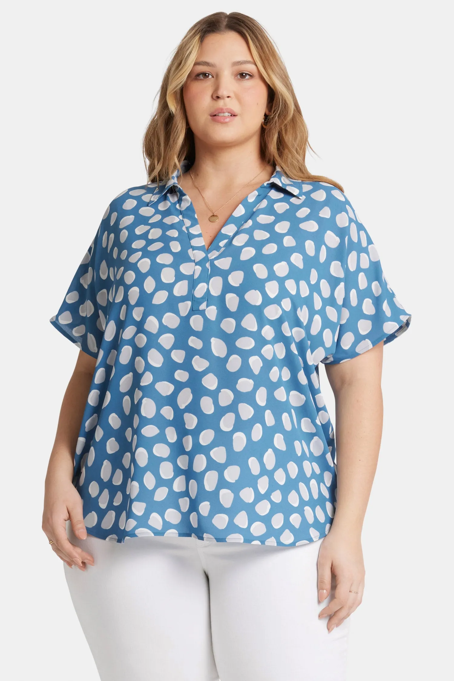 Becky Short Sleeved Blouse In Plus Size - Delilah Dots