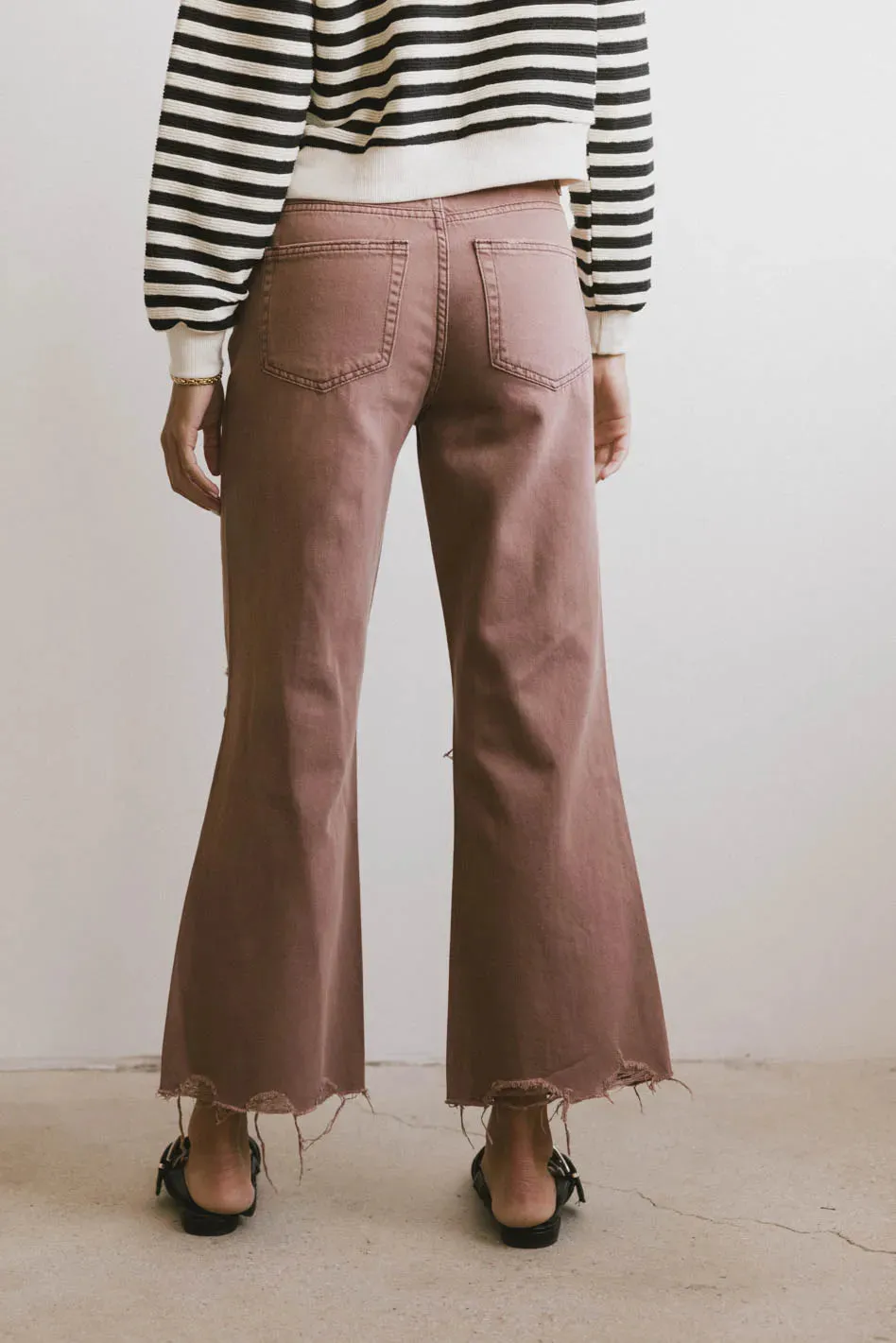 Charlie Distressed Jeans in Mauve