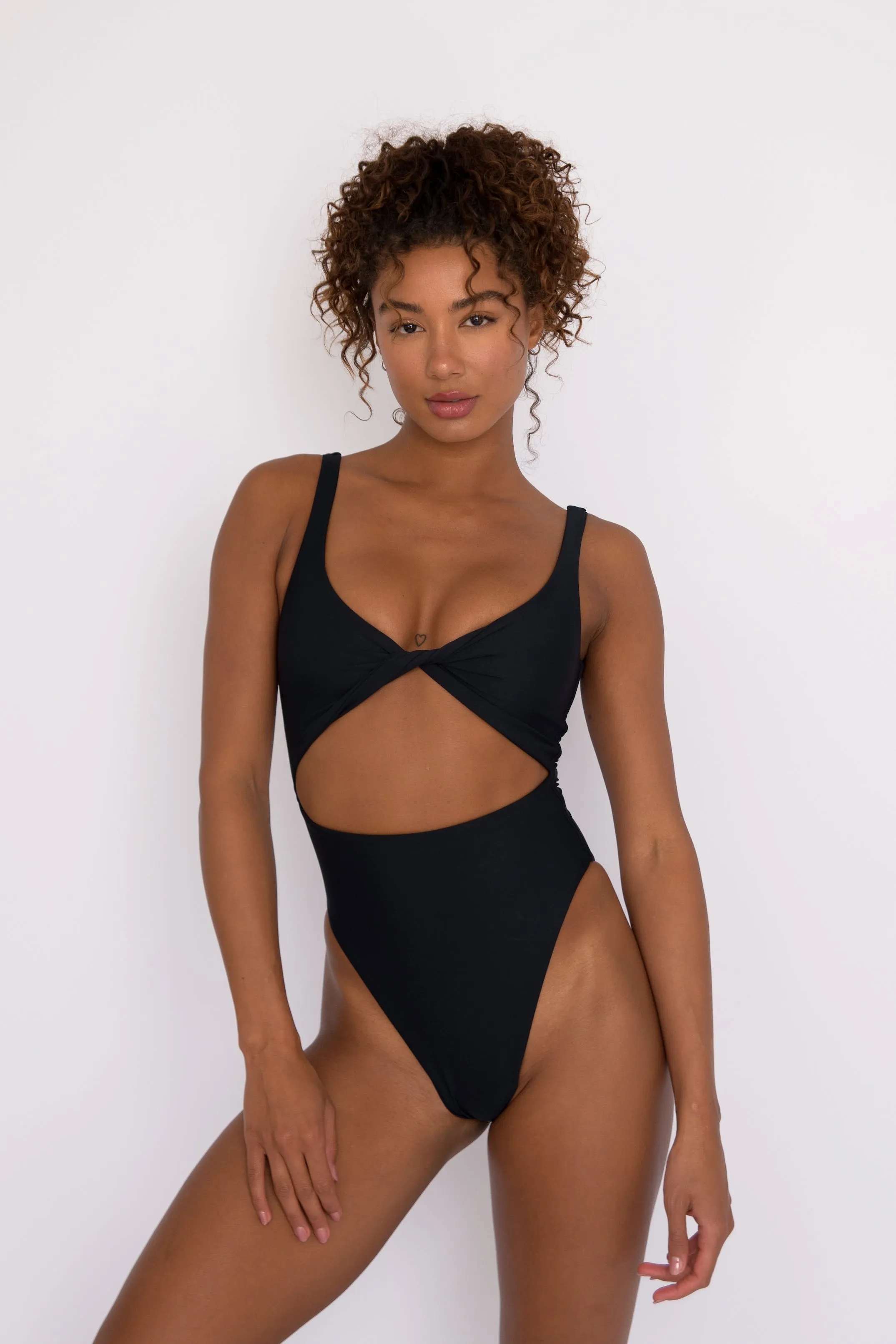 Chloe One Piece - Black