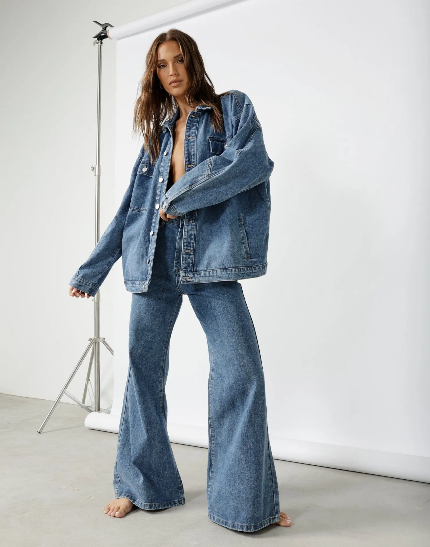 Ethan Wide Leg Jeans (Mid Wash)