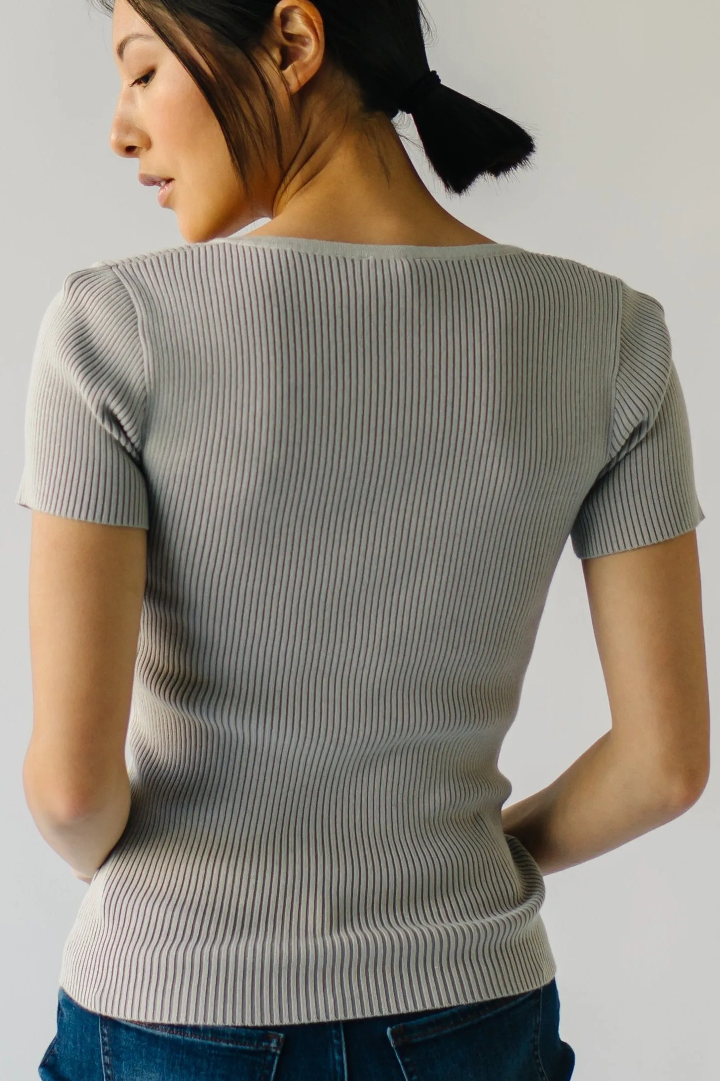 The Gillman Sweetheart Short-Sleeved Sweater in Grey