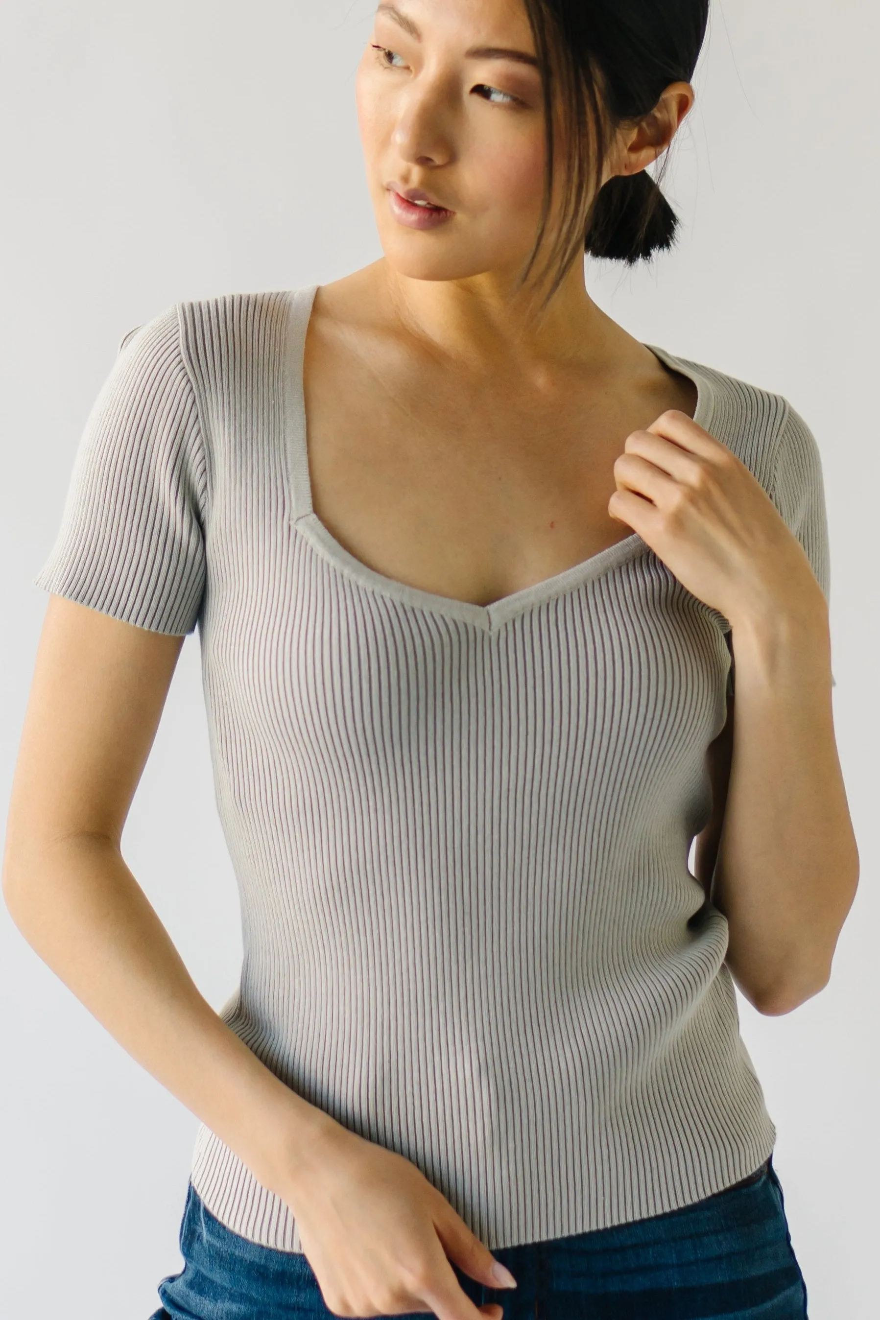 The Gillman Sweetheart Short-Sleeved Sweater in Grey